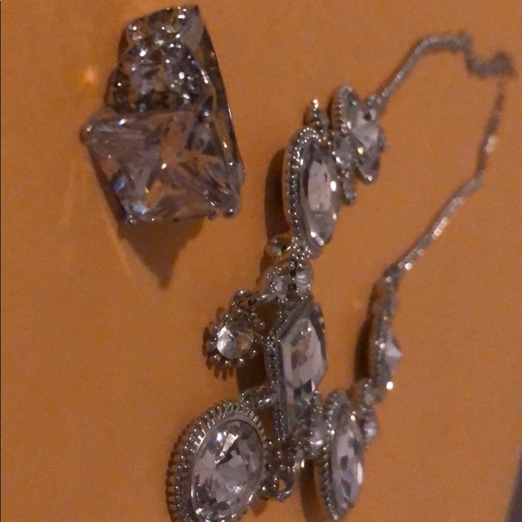 Statement necklace with matching S7 ring - Picture 4 of 4